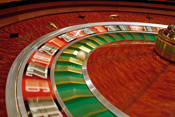 spin game platform interface showing football, live dealer, and esports sections